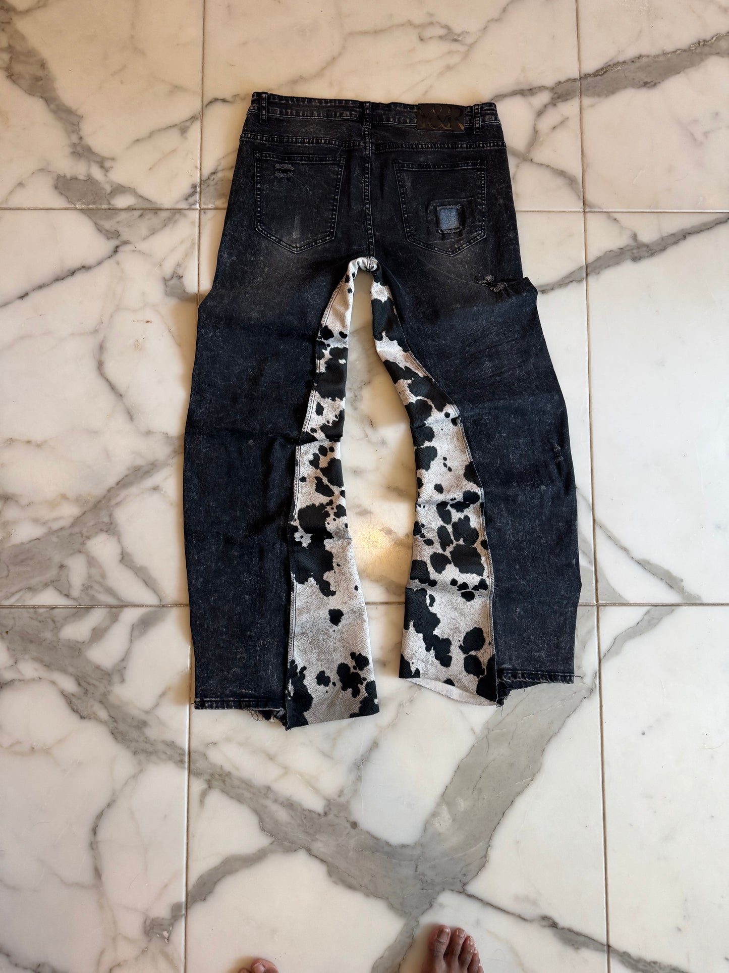 Cow Flared Y&R Jeans